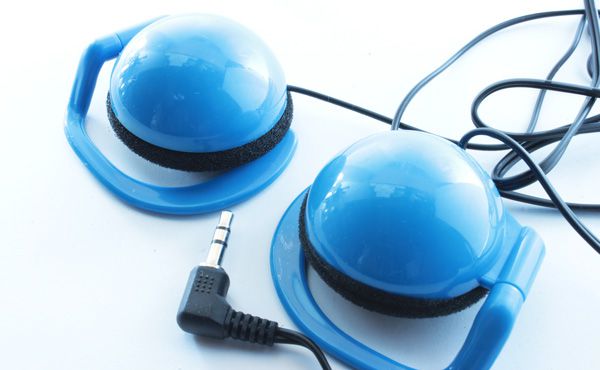 seria-miniheadphones01